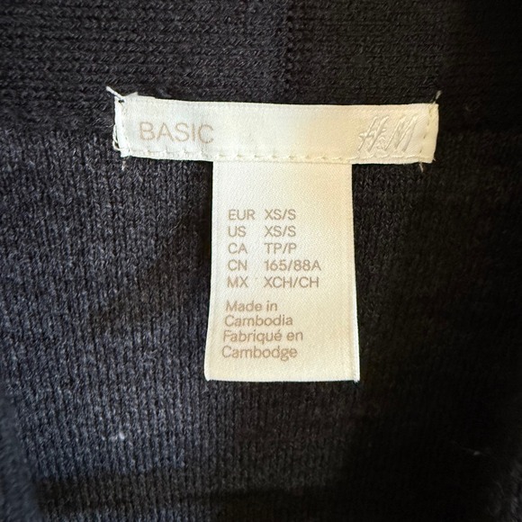 H&M Basic XS/S Black Open Front Knit Cardigan Sweater Pockets Casual‎ - Picture 3 of 5